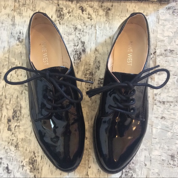Nine West Shoes - 🌷Nine West Shiny Black Flats with Lift